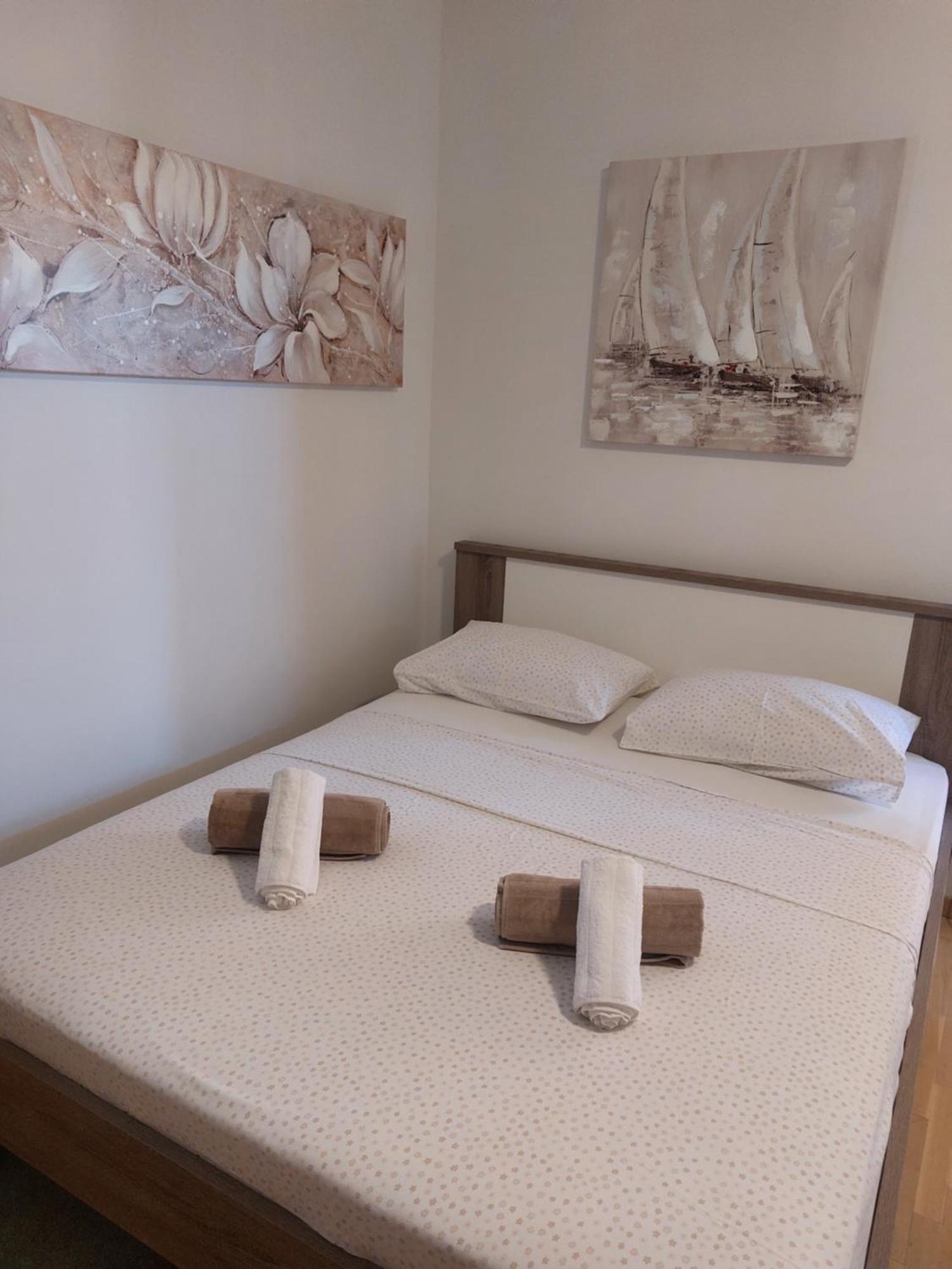 Apartmani Eva ซาดาร์ ภายนอก รูปภาพ