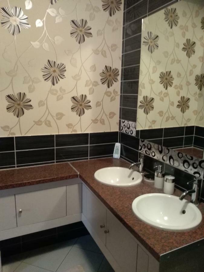 Apartmani Eva ซาดาร์ ภายนอก รูปภาพ